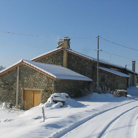 La Ferme Des Genets Medeyrolles Exterior foto
